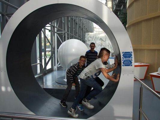  Grafika #49: Wycieczka do Centrum Nauki Experyment w Gdyni