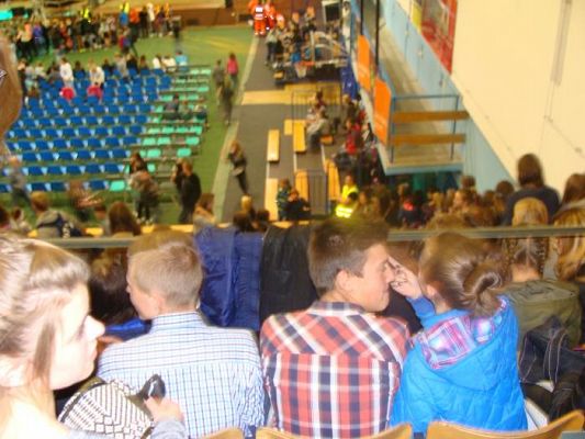  Grafika #4: Nasi uczniowie na koncercie Kamila Bednarka