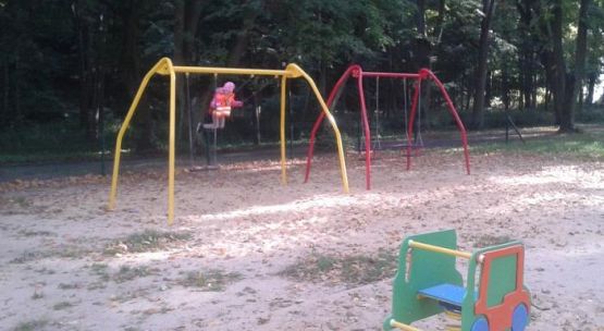 Grafika #24: Bezpiecznie przez jezdnię - oddział przedszkolny i klasa I na skrzyżowaniu w Lęborku