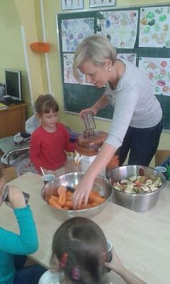  Grafika #23: Oddział Przedszkolny promuje zdrowe odżywianie