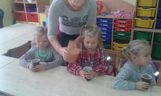  Grafika #35: Oddział Przedszkolny promuje zdrowe odżywianie