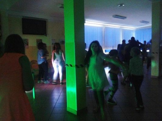 Grafika #2: Szkolna Dyskoteka z okazji Dnia Chłopaka