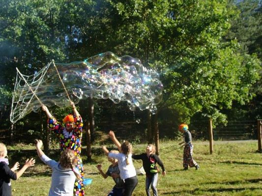 Grafika #29: Klasa II a, II b oraz III SP świętują Dzień Chłopaka oraz Dzień Pieczonego Ziemniaka