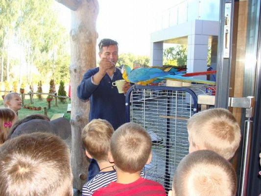  Grafika #1: Wycieczka do Parku Edukacyjnego - ZOO Egzotyczne na Kaszubach