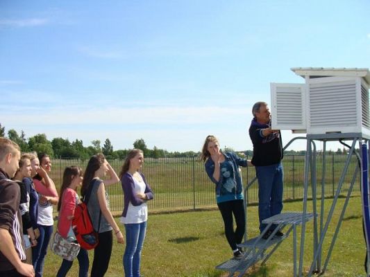 Grafika #2: Zwiedzamy Stację Hydrologiczno-Meterologiczną w Łebie