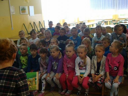 Grafika #25: Zaczytana Gmina