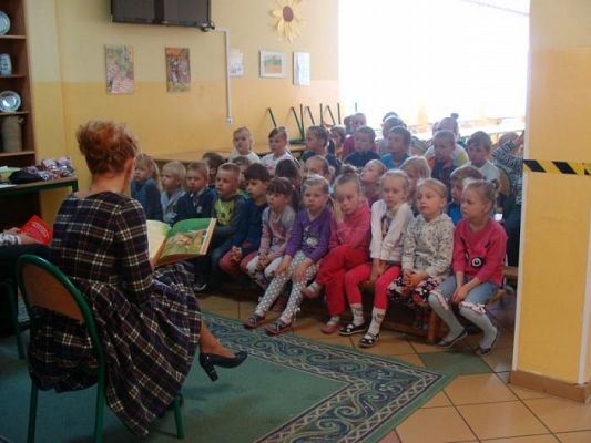 Grafika #26: Zaczytana Gmina