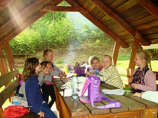 Grafika #6: U leśników w Drętowie