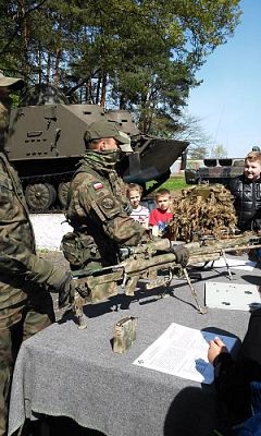  Grafika #6: Wycieczka do Jednostki Wojskowej w Lęborku