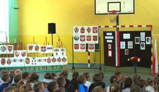 Grafika #0: WIWAT MAJOWE ŚWIĘTA!