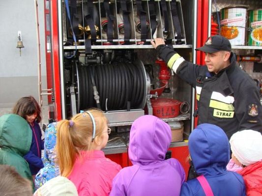 Grafika #2: WIZYTA U STRAŻAKÓW