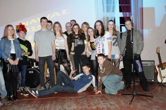  Grafika #5: Koncert lęborskiej grupy rockowej Mayoness