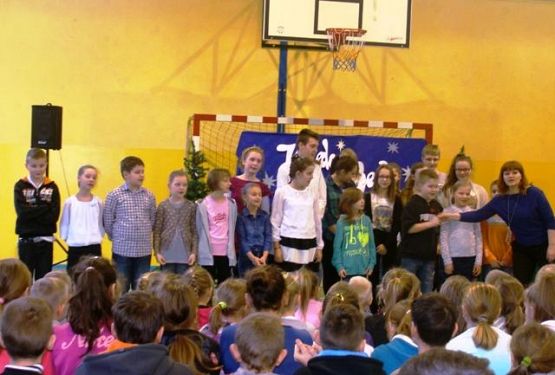  Grafika #4: Muzyczne kolędowanie