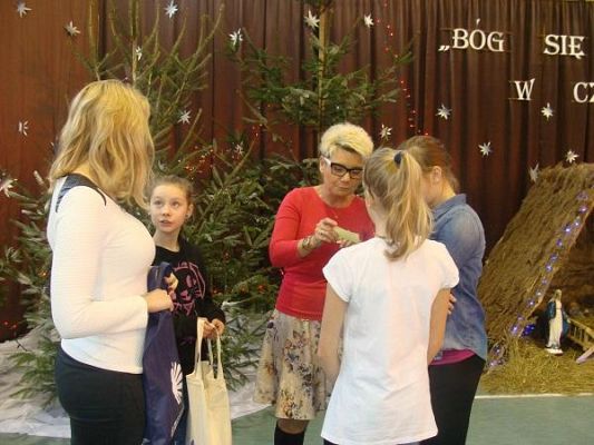 Grafika #1: Piszemy listy do chorych dzieci