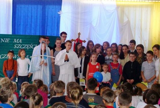 Grafika #6: XIV Dzień Papieski