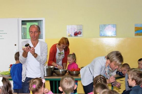 Grafika #8: Eko żywność też jest smaczna :)