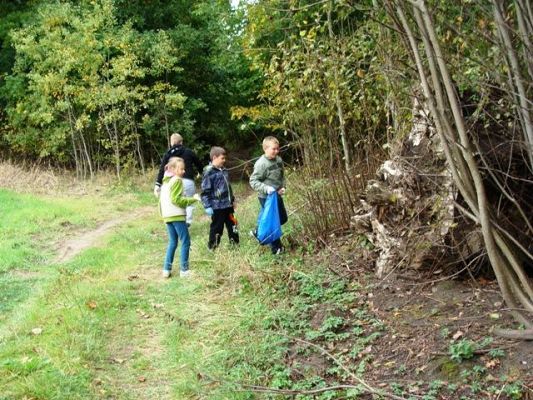  Grafika #8: Dbamy o naszą planetę - Sprzątanie świata 2014