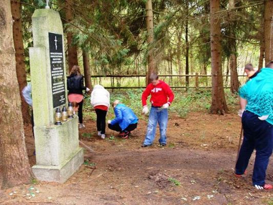  Grafika #5: Dbamy o naszą planetę - Sprzątanie świata 2014