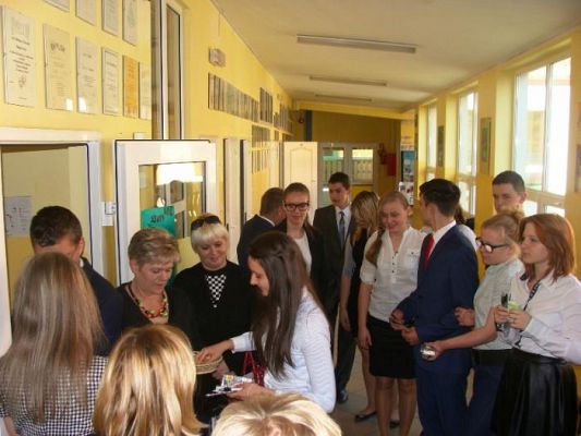 Grafika #3: Egzamin po gimnazjum