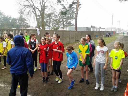  Grafika #5: Biegi przełajowe dziewcząt i chłopców