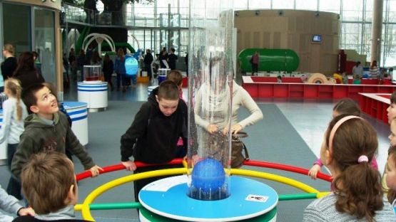 Grafika #2: Ferie z EXPERYMENTEM