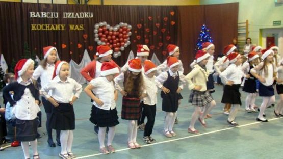  Grafika #4: DZIEŃ BABCI I DZIADKA