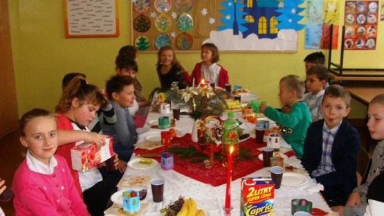  Grafika #6: SZKOLNA WIGILIA