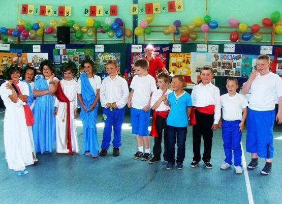 Grafika #34: Światowy Dzień Dziecka- 2014