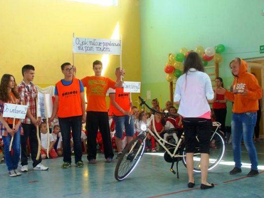 Grafika #38: Światowy Dzień Dziecka- 2014