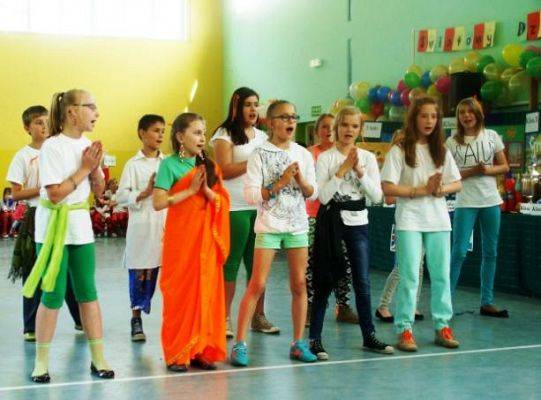 Grafika #46: Światowy Dzień Dziecka- 2014