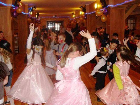  Grafika #5: Karnawał 2013 - Karczma Rycerska