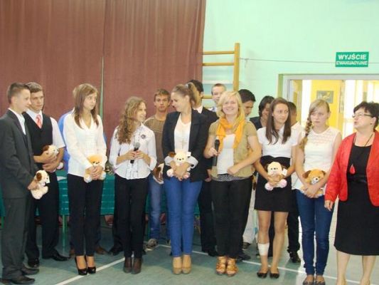  Grafika #10: Uroczyste zakończenie roku szkolnego 2012/2013- III Gimnazjum