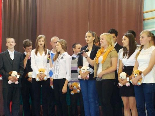  Grafika #11: Uroczyste zakończenie roku szkolnego 2012/2013- III Gimnazjum