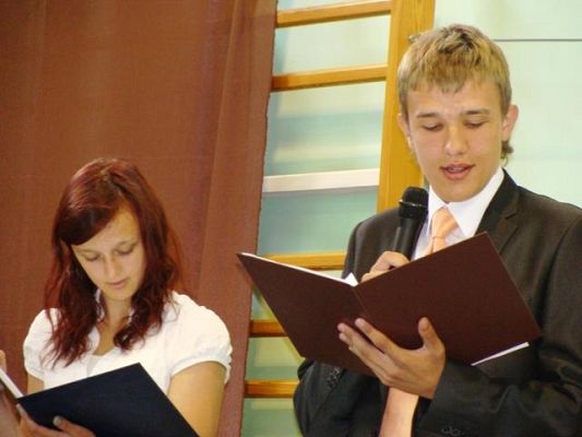  Grafika #2: Uroczyste zakończenie roku szkolnego 2012/2013- III Gimnazjum