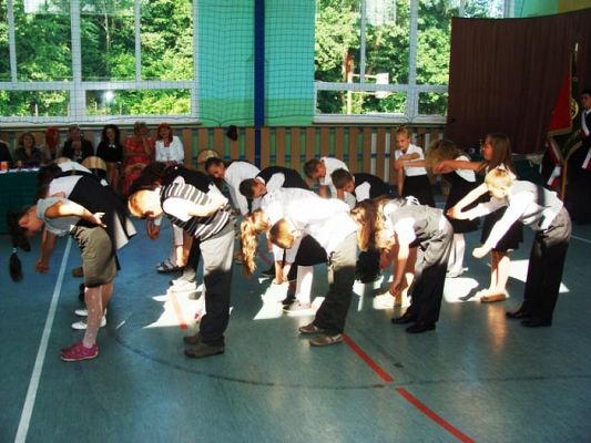 Grafika #5: Zakończenie roku szkolnego 28 VI