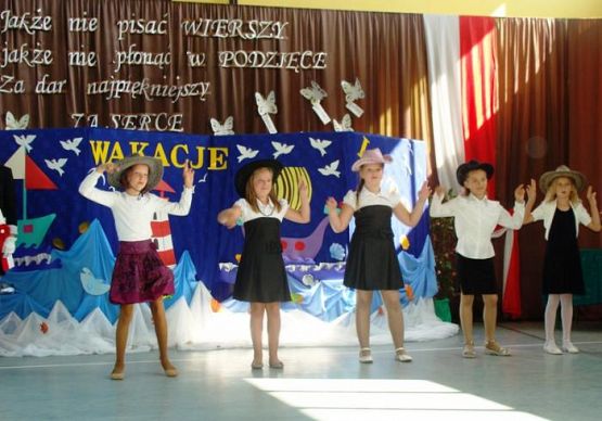 Grafika #6: Zakończenie roku szkolnego 28 VI