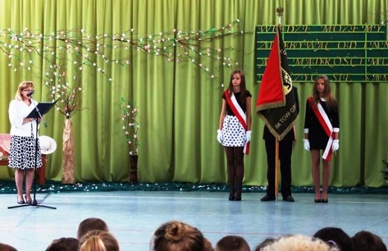  Grafika #9: Zakończenie gimnazjum VI 2014r.