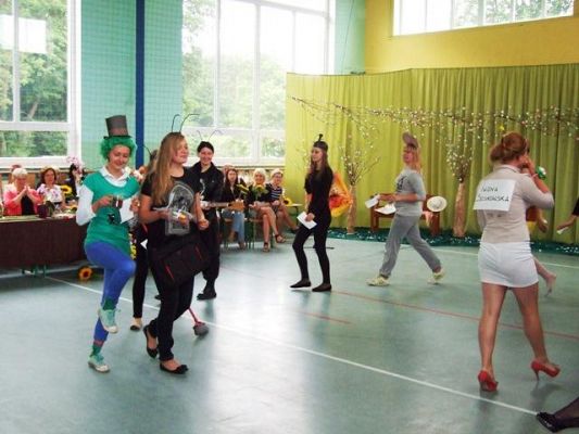  Grafika #37: Zakończenie gimnazjum VI 2014r.