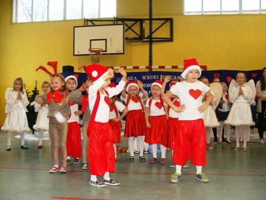  Grafika #10: DZIEŃ DZIADKA I BABCI I 2015