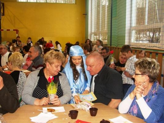  Grafika #16: DZIEŃ DZIADKA I BABCI I 2015