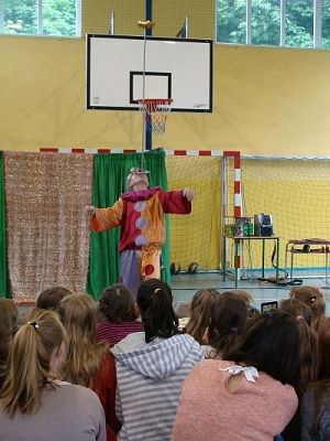  Grafika #3: Cyrk Wesołego Maxa