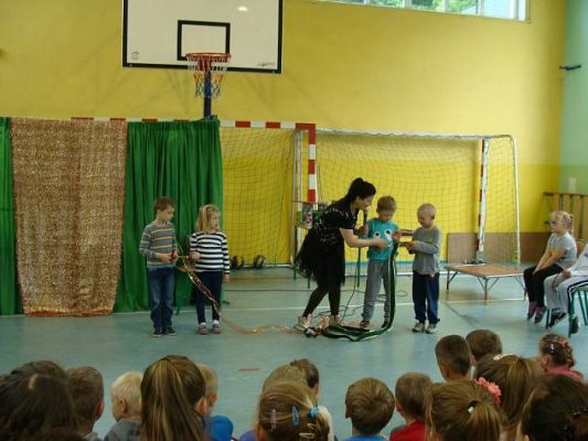  Grafika #5: Cyrk Wesołego Maxa