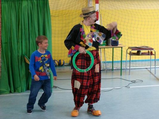  Grafika #10: Cyrk Wesołego Maxa