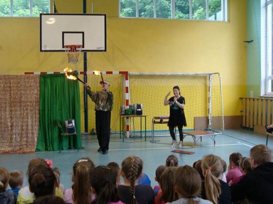  Grafika #26: Cyrk Wesołego Maxa