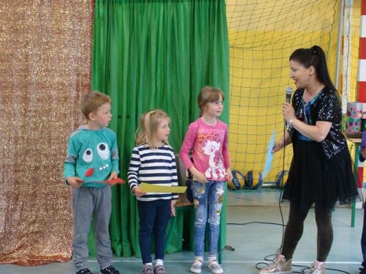  Grafika #27: Cyrk Wesołego Maxa