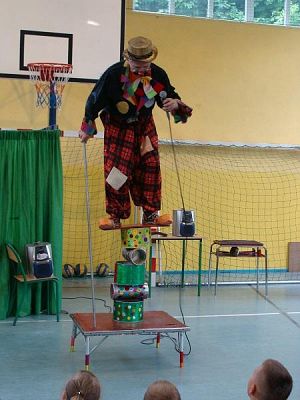  Grafika #29: Cyrk Wesołego Maxa