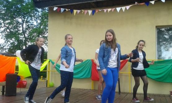  Grafika #16: Kolorowy Dzień Dziecka 2015