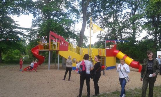  Grafika #83: Kolorowy Dzień Dziecka 2015