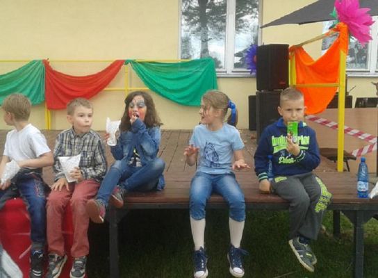  Grafika #144: Kolorowy Dzień Dziecka 2015