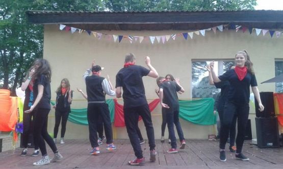  Grafika #23: Kolorowy Dzień Dziecka 2015